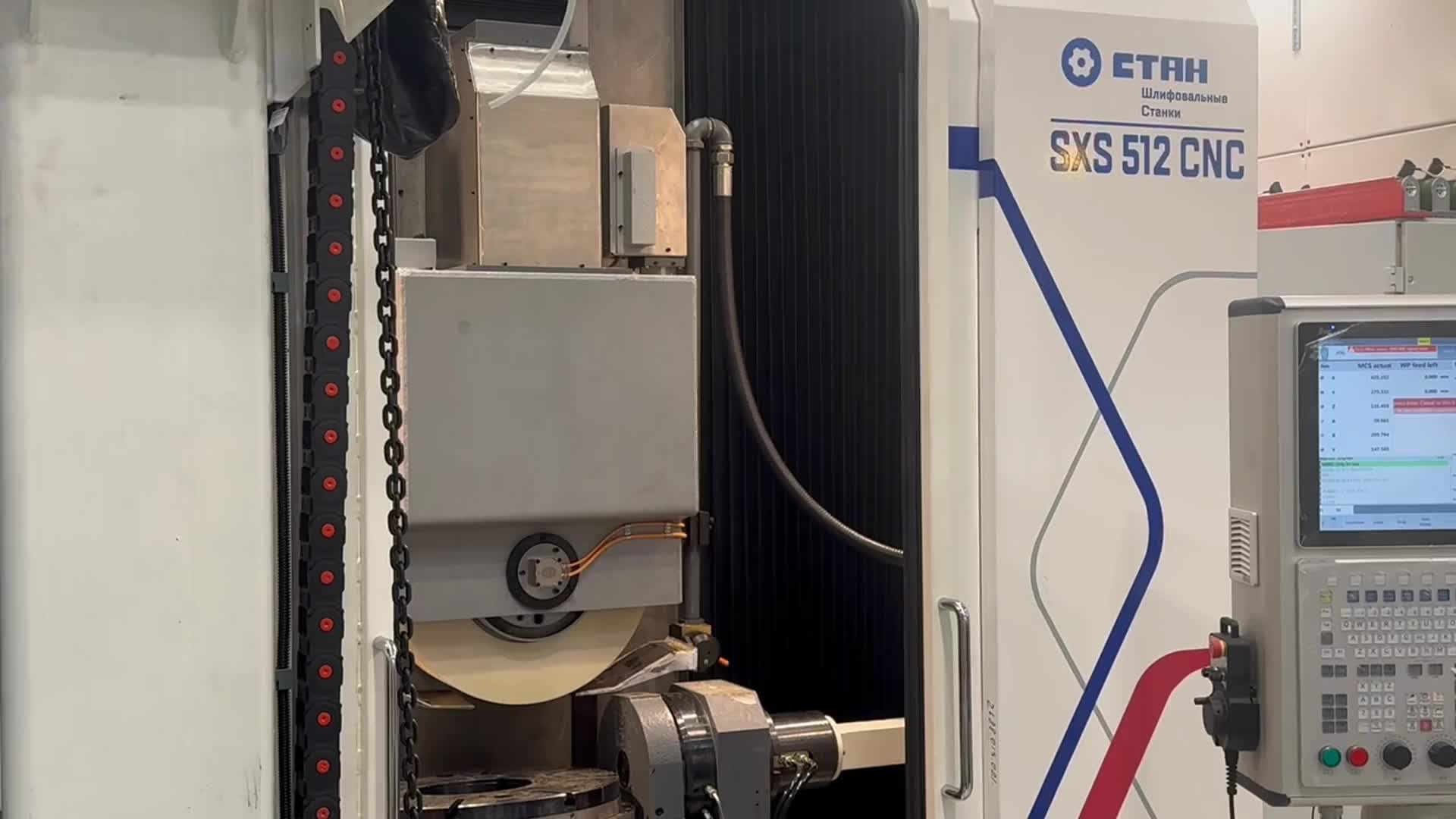 Ростех представил первый в России автоматизированный шлифовальный комплекс для авиастроения