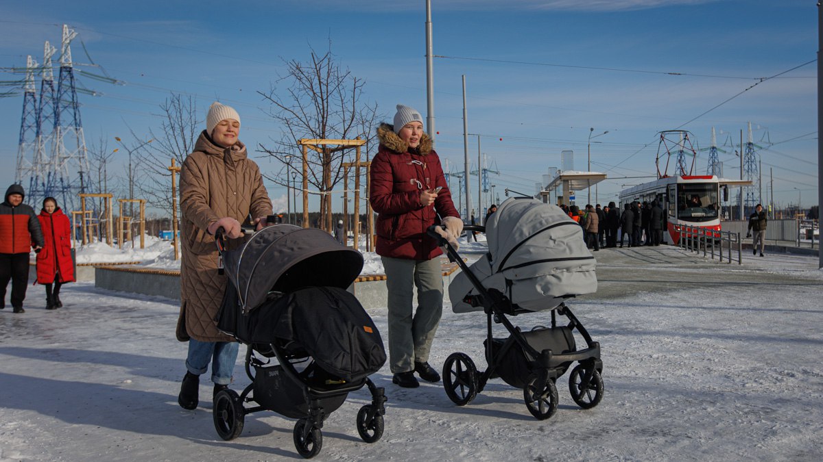 Хотите 50-процентную скидку на оплату коммуналки? Тогда вам придется родить минимум трех детей   Сейчас для многодетных семей предусмотрена минимальная скидка в 30%. При этом москвичам компенсируют 50 % взносов на капремонт. Зампредседателя комитета Госдумы по строительству и ЖКХ Сергей Колунов выступил за то, чтобы установить такой размер льготы во всех регионах на услуги ЖКУ. Депутат считает, что эта мера поднимет рождаемость.