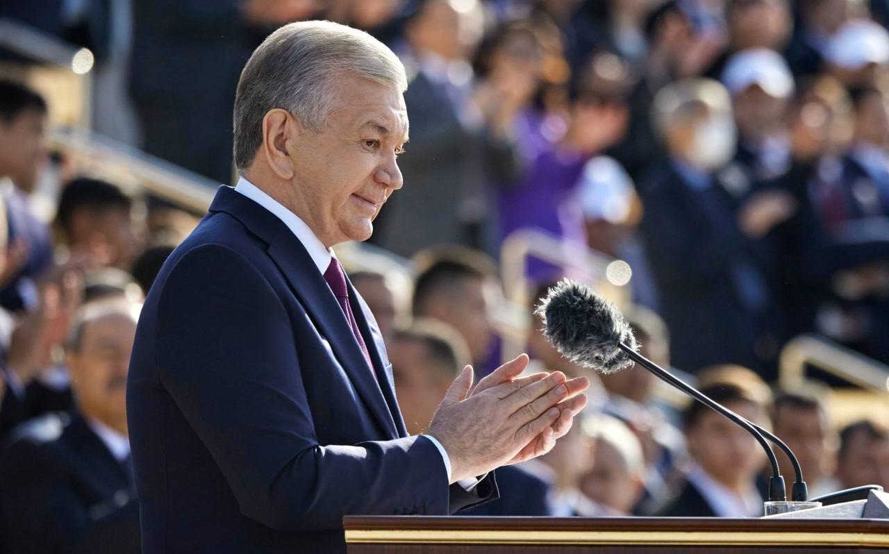 Шавкат Мирзиёев поздравил народ Узбекистана с наступлением священного месяца Рамазан подчеркнув его духовное значение важность мира сплоченности и благотворительности а также проводимую в стране работу по развитию махаллей и сохранению исламского наследия