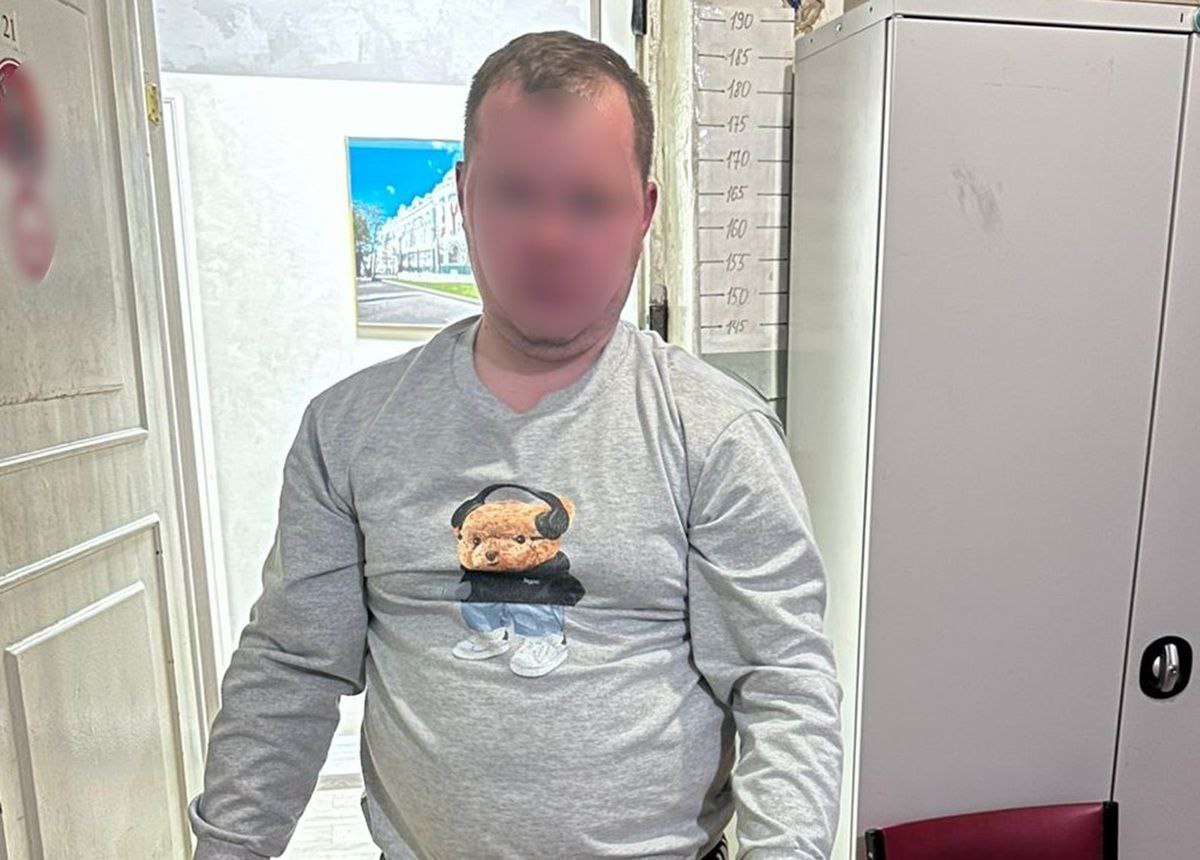 В Екатеринбурге 27 летний директор продуктового магазина расположенного на Химмаше признал вину в убийстве своей 52 летней подчинённой кассирши Мужчина объяснил свои действия чрезмерным употреблением спиртного Фото СУ СКР по Свердловской области   теперь в МАХ