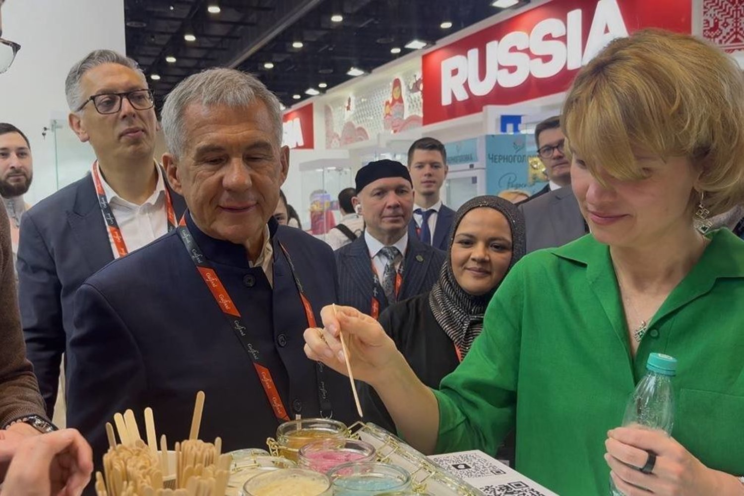 Спрос на халяльные продукты из Татарстана в ОАЭ вырос на 32 Раис республики и министр сельского хозяйства России посетили стенд республики на мировой выставке пищевой промышленности Gulfood в Дубае rv shorts