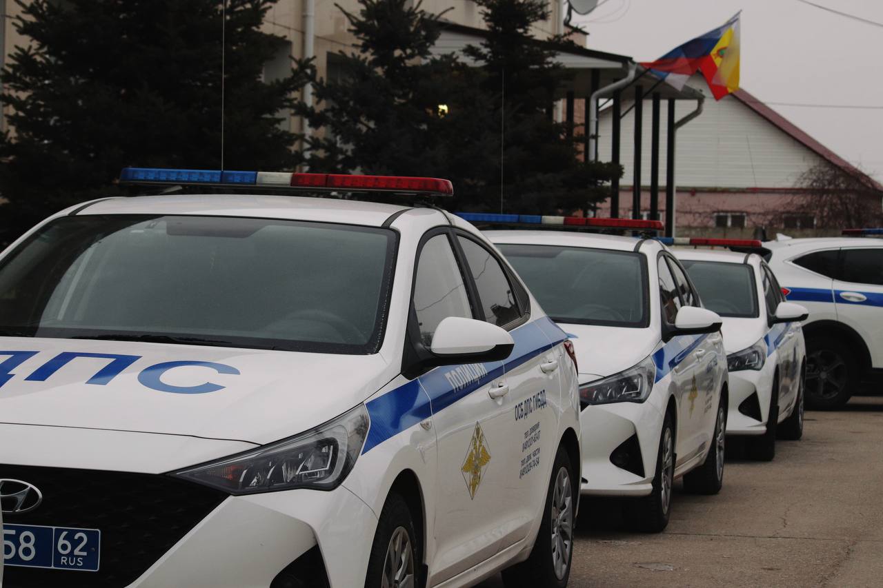  В предстоящие выходные дни сотрудники Госавтоинспекции Рязанской области проведут масштабные рейдовые мероприятия, направленные на выявление водителей, грубо нарушающих правила дорожного движения, а также управляющих транспортными средствами в состоянии опьянения. Госавтоинспекция Рязанской области обращается к участникам дорожного движения с просьбой не оставаться равнодушными и сообщать в полицию о нетрезвых водителях и других грубых нарушениях ПДД. Если вы стали свидетелем управления транспортом водителем, находящимся в состоянии опьянения, вы можете сообщить об этом по телефонам 29-74-54, 29-74-64, 112. Наши сотрудники готовы предпринять все необходимые оперативные меры реагирования на поступающие сообщения.