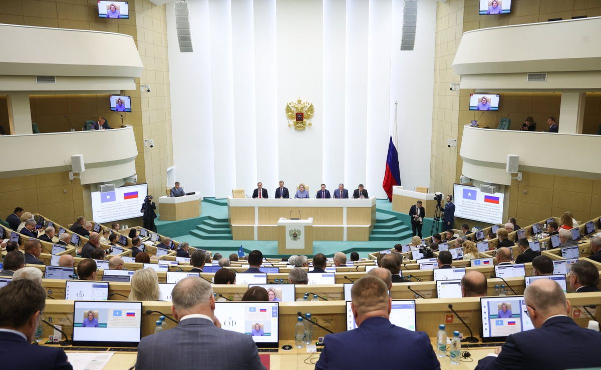 В Ивановской области могут в скором времени появиться гостевые дома Комитет Совета Федерации по бюджету и финрынкам поддержал законопроект о проведении эксперимента по предоставлению услуг гостевых домов, который начнется с 1 сентября 2025 года и продлится до 31 декабря 2027 года. ↗ Прислать новость Подписаться