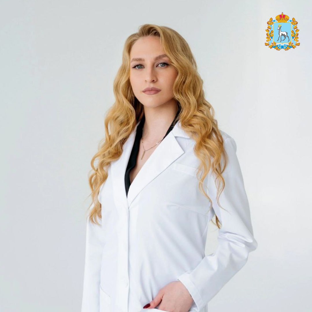 Уже 165 медработников в этом году стали участниками программы Земский доктор Земский фельдшер Всего в Самарской области до конца года в ней примут участие 295 человек 206 врачей и 89 фельдшеров Так благодаря программе к коллективу Безенчукской центральной районной больницы присоединилась врач терапевт Ангелина Тумаева Главный врач больницы Людмила Слепнёва отмечает что для специалистов создаются все условия выплаты по федеральной и муниципальной программам предоставление служебного жилья помощь с устройством детей в детский сад возможность льготной ипотеки под 1 годовых Меры поддержки помогают привлечь и удержать ценные кадры в районах Это важная работа в рамках нацпроекта Продолжительная и активная жизнь инициированного Президентом страны Владимиром Путиным