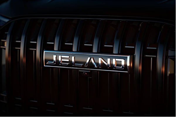 В России официально подтверждено появление бренда Jeland Российская компания АГР Холдинг и китайская Defetoo объявили о расширении сотрудничества и начале подготовки к выводу на рынок нового автомобильного бренда Jeland Отмечается что это станет вторым проектом в рамках глобального партнерства сторон после Tenet Начало производства автомобилей бренда Jeland запланировано на 1 половину 2026 года Подробности о модельном ряде не сообщаются но по информации Китайских автомобилей речь идет о копиях кроссоверов Jaecoo jeland chinamashina news jaecoo chinamashina news