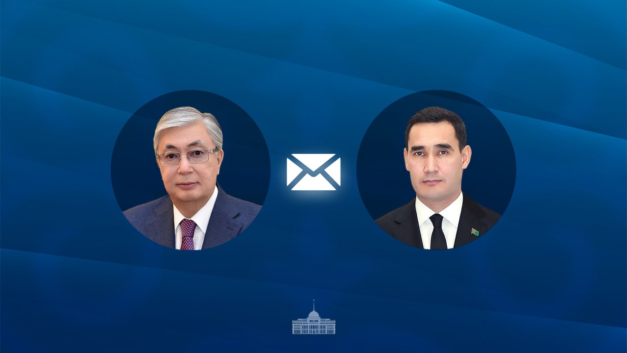 Касым Жомарт Токаев поздравил Сердара Бердымухамедова и весь народ Туркменистана с Днем независимости В телеграмме отмечена высокая динамика казахско туркменского сотрудничества которое совместными усилиями наполняется новым практическим содержанием и в полной мере отвечает духу стратегического партнерства и чаяниям двух народов Президент пожелал туркменскому коллеге дальнейших успехов в его ответственной государственной деятельности во имя благополучия и процветания братского Туркменистана sputnikKZ
