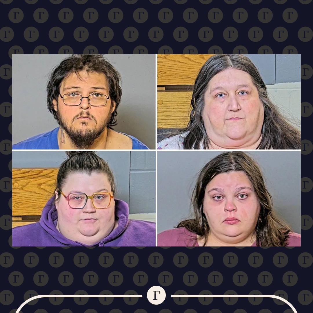 Семья с ожирением довела 14 летнюю девочку до крайней степени истощения Школьница из Висконсина весила всего 16 кг и была похожа на скелет а полиция сначала приняла ее за шестилетнюю Девочка жила со своим 47 летним биологическим отцом Уолтером Гудманом его женой и ее семьей Родственники невзлюбили падчерицу держали ее взаперти в трейлере следили за ней через веб камеру и отправляли сообщения Она училась дистанционно не ходила к врачу и не общалась с другими детьми Отец называл дочку несносной и лишал еды в качестве наказания это при том что сам он и его новая жена страдали от ожирения В итоге от всех издевательств девочке стало плохо и Гудману пришлось вызвать 911 Спасатели срочно забрали ребенка в больницу Там оказалось что у пациентки дыхательная и сердечная недостаточность гепатит и панкреатит Сейчас пострадавшей уже лучше ее выписали из больницы Родных девочки задержали им грозит суммарно более 80 лет тюрьмы   Читайте Газету Ru в MAX Участвуйте в розыгрыше