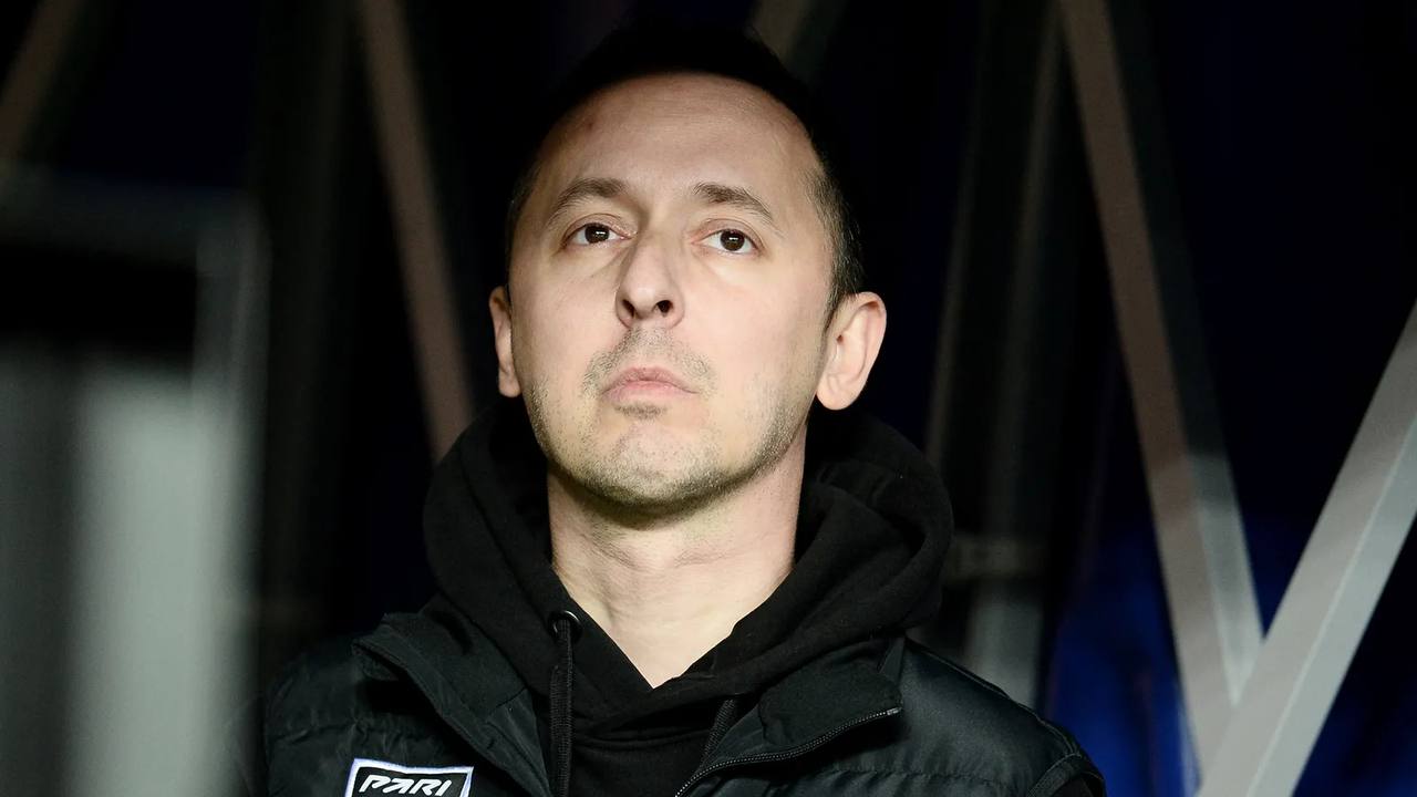 Генеральный директор Пари НН Давид Мелик Гусейнов в ближайшее время может покинуть должность Такой информацией делится Sport24