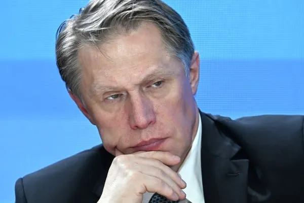 Михаил Мурашко заявил о чрезмерном потреблении сахара и соли в стране Показатели превышены в 4 и в 2 5 раза соответственно от рекомендуемых норм пояснил министр здравоохранения Выступая на Всероссийской выездной конференции по развитию медицины здорового долголетия в Саранске он отметил что питание и физкультура напрямую влияют на продолжительность жизни передаёт РИА Новости Подписаться на Говорит Москва Telegram VK МАКС