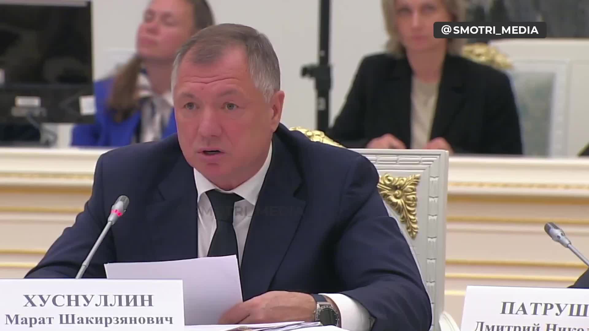 Реконструированный пляж в Мариуполе привлек туристов со всей страны