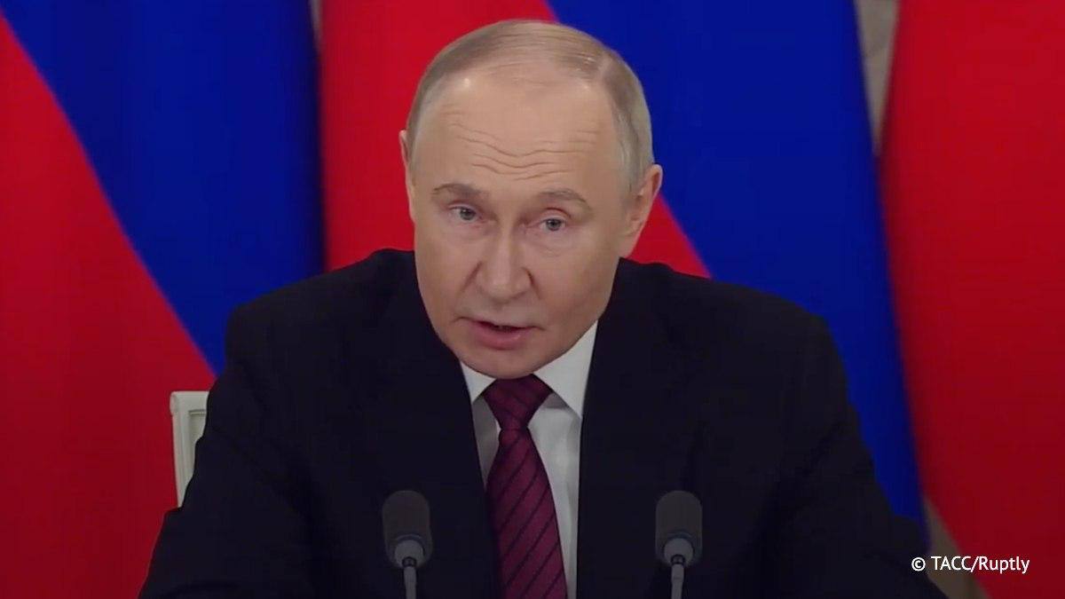 Владимир Путин подтвердил, что в сентябре посетит Китай