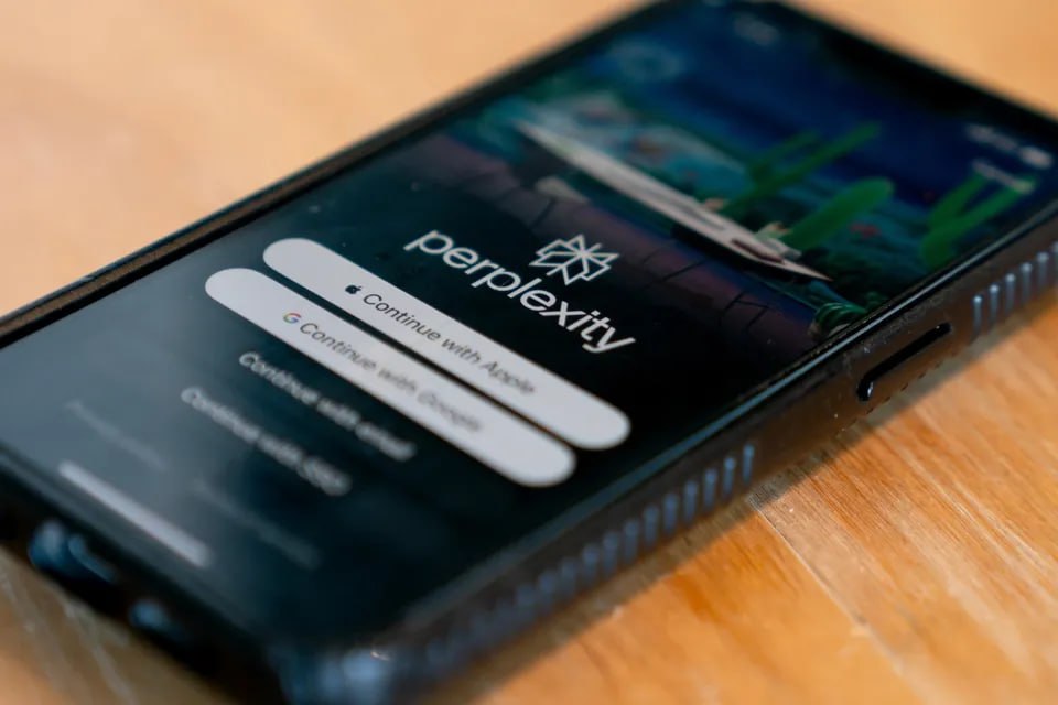 Стартап в области искусственного интеллекта Perplexity сделал официальное предложение о покупке браузера Chrome от Google за 34,5 миллиарда долларов. Это смелая попытка опередить потенциального покупателя, которому антимонопольные органы США могут потребовать продать веб-браузер. #GOOG