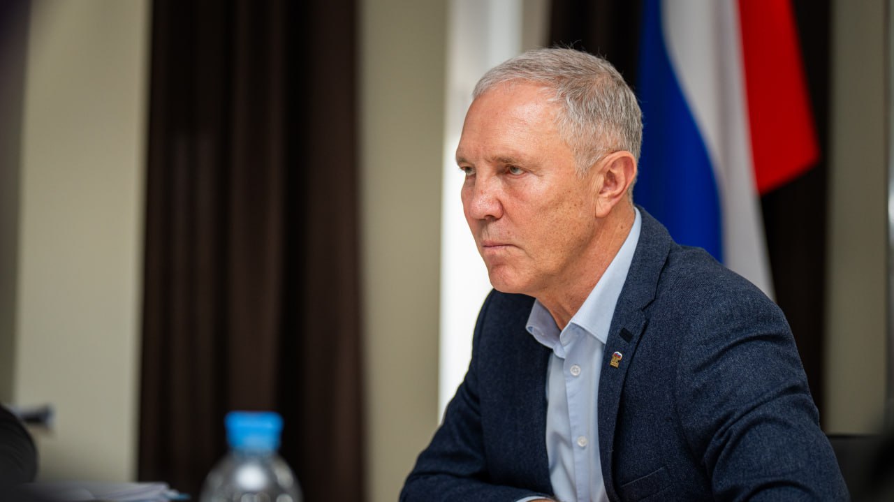 Сальдо сообщил об усилении антитеррористических мер на Херсонщине на Рождество В Херсонской области в период рождественских праздников будут усилены меры антитеррористической защищенности в местах массового пребывания людей Об этом сообщил губернатор региона Владимир Сальдо В связи с терактом в Хорлах меры антитеррористической защищенности мест массового пребывания людей в период рождественских праздников будут усилены В частности в ночь перед Рождеством будет действовать комендантский час написал он в своем Telegram канале Южная служба новостей