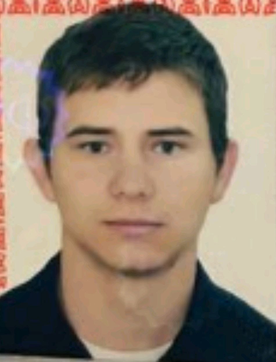 Отдел МВД России Бердянский устанавливает местонахождение Тарасова Владислава Викторовича 2001 г р проживающего в городе Бердянск который ушёл из дома и по настоящее время не вернулся Местонахождения его неизвестно Приметы на вид 24 года рост 165 170 см худощавого телосложения волосы длинные вьющиеся В случае получения информации по данному факту просьба сообщить в дежурную часть ОМВД России Бердянский по номеру телефона   7 990 007 87 29   7 990 012 17 07 либо в ближайший отдел полиции Подписывайтесь на Бердянск Актуально Всегда актуальные новости