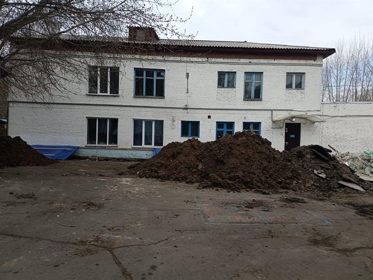 В Красноярске капитально ремонтируют два детских сада Детсады №110 и №206 обновят полностью: заменят кровлю, окна, инженерные сети и полностью преобразят внутренние помещения. На ремонт выделено 307 млн рублей из федерального, краевого и городского бюджетов. Работы завершат в декабре 2025 года. Следить за новостями