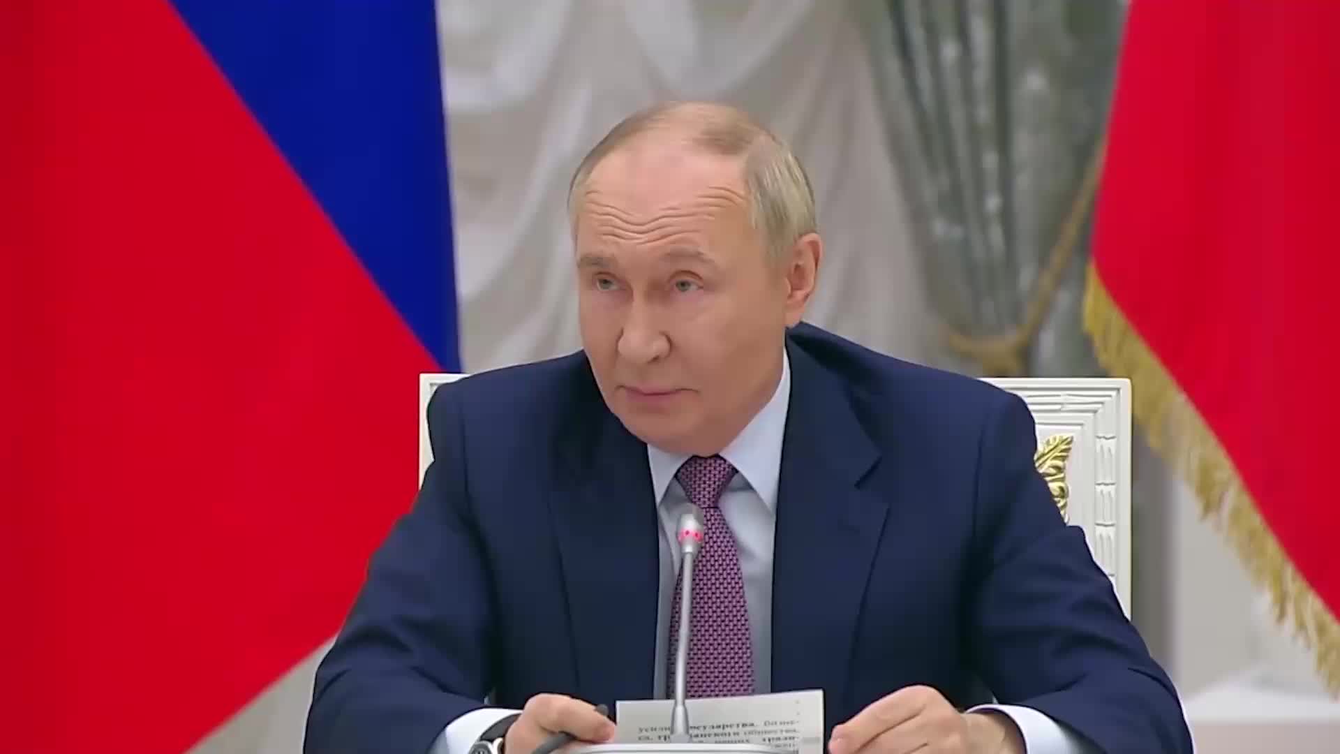 Путин анонсировал дальнейшее совершенствование льготной ипотеки для семей с детьми