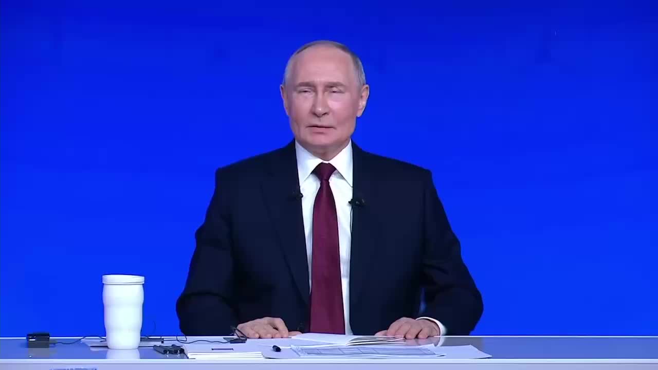 Путин призывает россиян соблюдать режим работы и отдыха