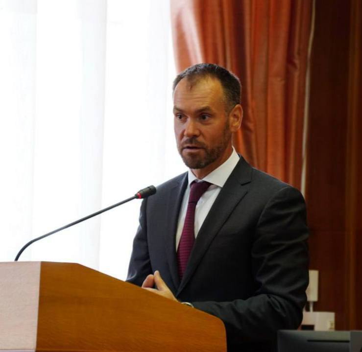 Сергей Жестянников единогласно избран на должность Мэра города Вологды. Заседание Вологодской городской Думы состоялось сегодня. Свои голоса за кандидата отдали все 23 депутата, присутствовавшие в зале. Контракт с мэром подписан. Фронт работ у Сергея Геннадиевича большой, основная задача — подготовка Вологды к празднованию 880-летия в 2027 году. Работаем!