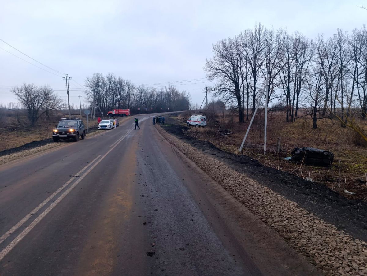 В Тульской области пьяный бесправный водитель вылетел в кювет: пассажирка легковушки погибла  Авария с летальным исходом произошла накануне на дороге «Волово-Баскаково-Панарино» в Воловском районе.  Читать далее...    TULA.SMI. Не только новости Подписаться