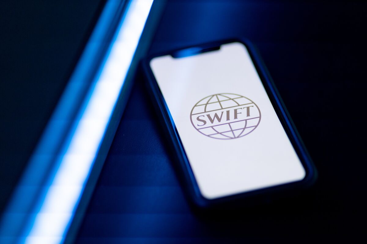 Банки планируют использовать SWIFT для токен-транзакций с 2025 года — bloomberg  ПОДПИСАТЬСЯ   Jkinvest_news