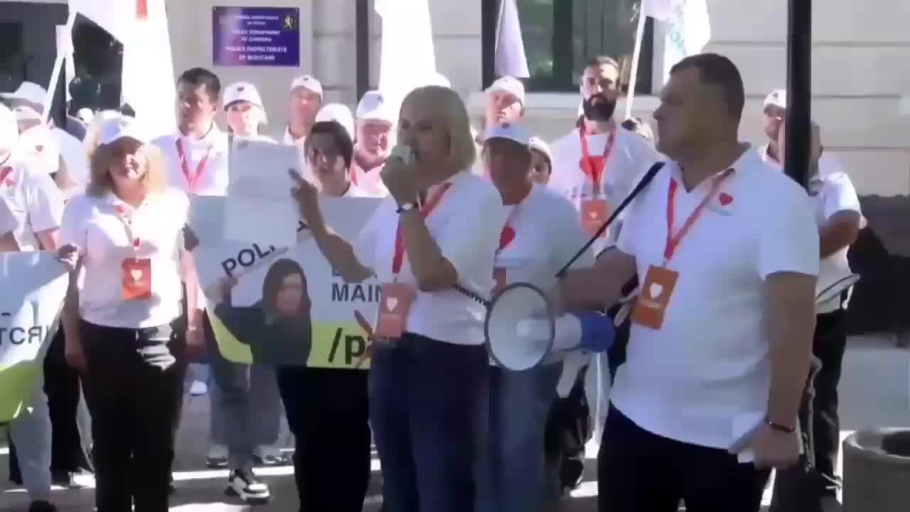 Протест против давления на оппозицию: Ирина Влах и активисты партии Inima Moldovei вызываются на допрос