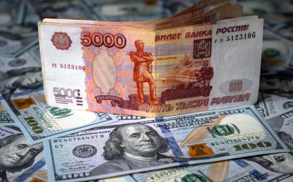 Мосбиржа расширила список иностранных акций на внебиржевых торгах Мосбиржа расширила список иностранных акций для внебиржевых торгов. Добавили 552 новые бумаги, среди которых акции Hewlett Packard Enterprise, Morgan Stanley и др. Подробнее на РБК: