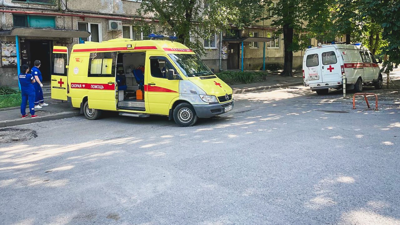 Поступила информация о групповой заболеваемости в школе 3 села Красноусольский Гафурийский район Случаи заражения в основном выявлены 3 4 сентября По данным центральной районной больницы на данный момент состояние детей удовлетворительное В школе уже проводится санитарно эпидемиологическое расследование Минпросвещения Башкирии призывает усилить контроль за организацией питания и строго соблюдать санитарные правила