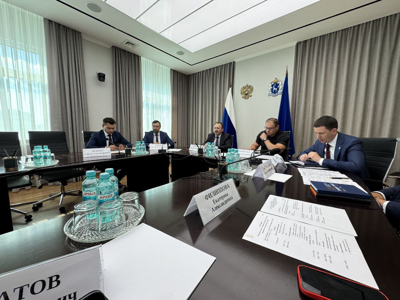 1  2  3  4  5  7  8  9    По поручению полпреда в УрФО Артёма Жоги его заместитель Борис Кириллов провёл в Ямало-Ненецком автономном округе совещание, посвященное вопросам организации IV форума волонтёров и гражданских активистов Уральского федерального округа "Патриоты Урала".   "Форум "Патриоты Урала" стал важной площадкой для общения, обмена опытом и совместной реализации инициатив. Ямал - уникальный регион, и проведение форума здесь придаст ему новый масштаб и значение. Важно, чтобы каждая деталь подготовки была продумана до мелочей", – подчеркнул Борис Кириллов. Он также добавил, что форум "Патриоты Урала" на Ямале — это логичное продолжение масштабной работы по консолидации активных граждан, добровольцев, представителей патриотических и общественных объединений со всего Уральского федерального округа.   В совещании приняли участие заместители губернатора ЯНАО Евгений Гурарий и Сергей Климентьев, руководители профильных ведомств и общественных объединений. Они обсудили вопросы, связанные с выбором площадки, логистики прибытия и размещения участников, программное наполнение форума и его информационное сопровождение.     !