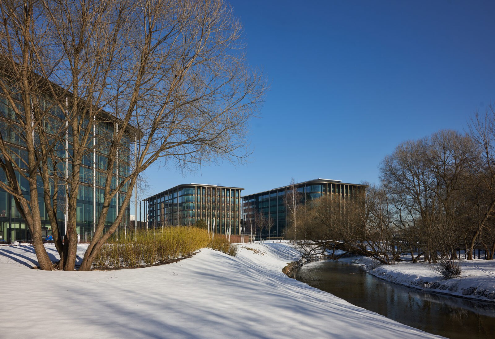 cre news Сколково Парк полностью введён в эксплуатацию В составе делового квартала общей площадью свыше 210 тыс кв м введены в эксплуатацию последние два здания корпуса 5 и 6 Подробнее   cre ru news 100835