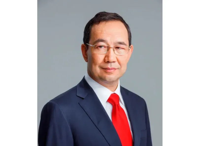 Айсен Николаев поздравляет с Днем российского студенчества Глава Якутии Айсен Николаев 25 января поздравил всех причастных со Днем российского студенчества От всей души поздравляю вас с Днем российского студенчества Это праздник молодости энергии и смелых жизненных решений которые определяют жизненный путь человека Студенческие годы особое время когда формируются характер и мировоззрение приходит понимание ценности труда и ответственности умение ставить цели и доводить дело до результата Знания полученные сегодня становятся опорой на всю жизнь они помогают не просто освоить профессию но и научиться мыслить критически работать в команде принимать решения и отвечать за них отметил Ил Дархан Фото sakha gov ru yk24 ru в MAX Telegram ВК VK Видео