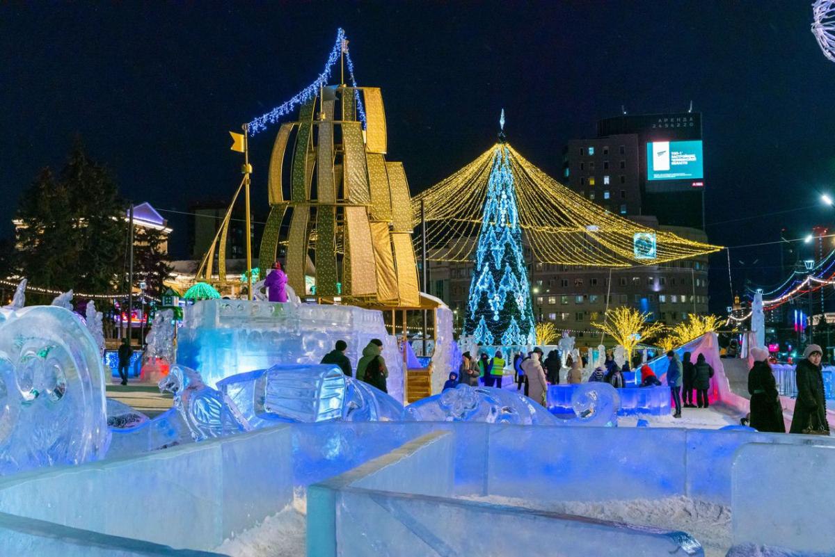 В Челябинске в один день откроют сразу два ледовых городка   gubernia74 ru articles society 1137937 Сегодня 29 декабря начнет работать ледовый городок на площади Революции Его торжественное открытие назначено на вечер Начнет принимать посетителей и ледовый городок в Металлургическом районе города сообщает телеграм канал Вечернего Челябинска со ссылкой на мэрию   t me chgub