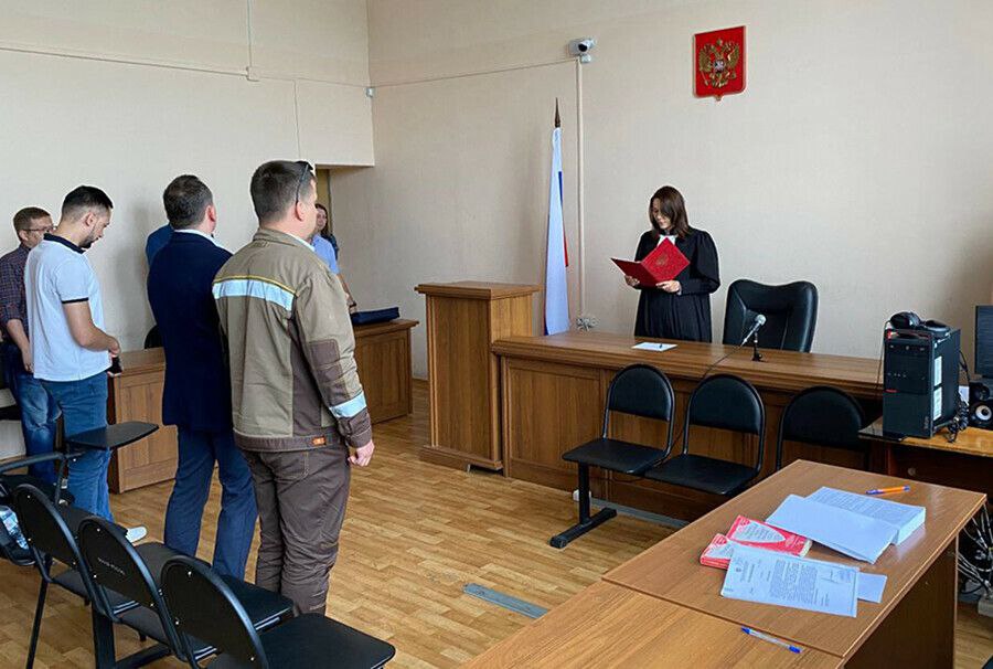 Вину признали: по делу о руднике «Пионер», где погибли шахтеры, осуждены управляющий директор и главный инженер  Подробнее здесь