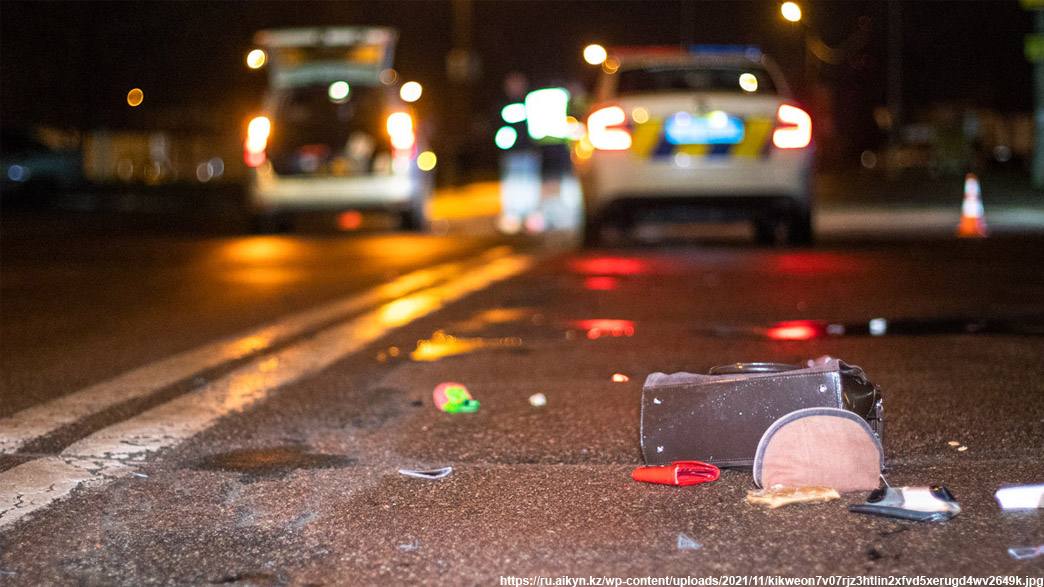 Женщина пострадала в ДТП в Петропавловске  Сегодня на улице Океанской водитель автомобиля "Тойота Таун Айс", двигаясь задним ходом, совершил наезд на 55-летнюю женщину.   Пострадавшая доставлена в медицинское учреждение, сообщает "ЧП Камчатка" со ссылкой на Госавтоинспекцию.