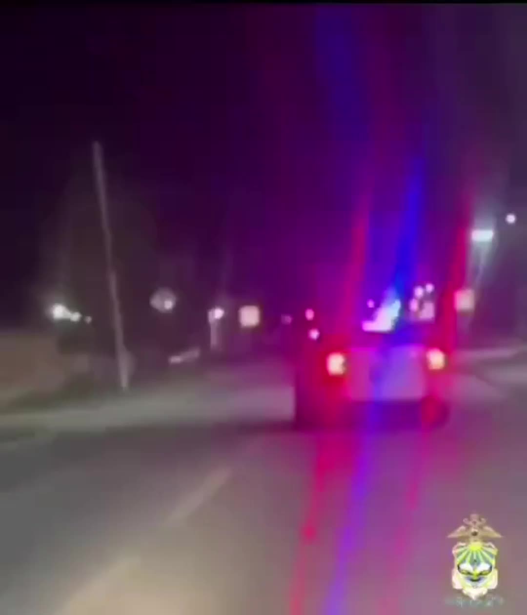 Красноярские инспекторы ДПС спасли женщину, почувствовавшую себя плохо за рулем