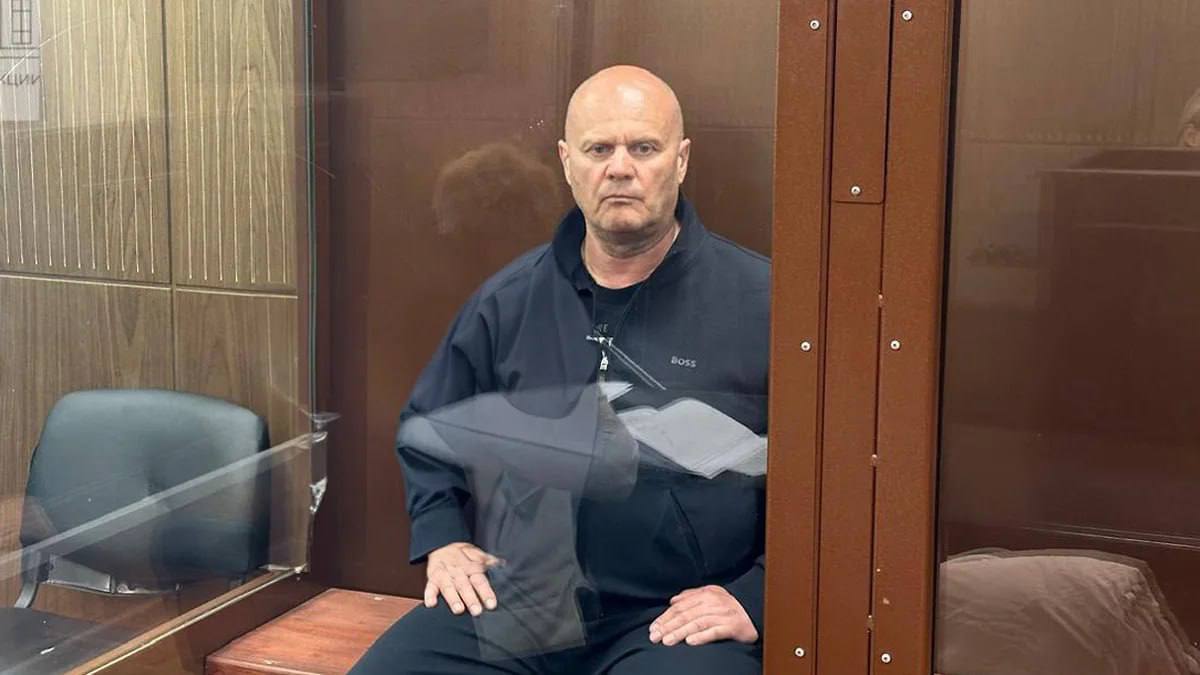 Мэра Красноярска Владислава Логинова Мосгорсуд оставил в СИЗО. Напомним, Логинов обвиняется в получении взяток на 180 млн руб. Апелляционная жалоба защиты была оставлена без удовлетворения.