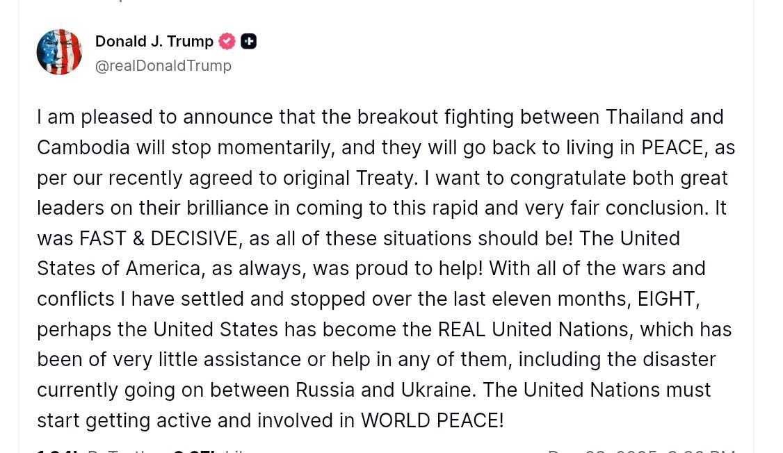 Трамп накануне встречи с Зеленским обвинил ООН в неспособности остановить войну в Украине Он заявил что фактически эту роль взяли на себя США За последние одиннадцать месяцев я урегулировал и остановил все войны и конфликты восемь Возможно Соединенные Штаты стали настоящей Организацией Объединенных Наций которая оказалась очень мало полезной или вовсе бесполезной во всех этих случаях включая катастрофу которая сейчас происходит между Россией и Украиной ООН должна начать активно участвовать в обеспечении мира во всём мире написал Трамп