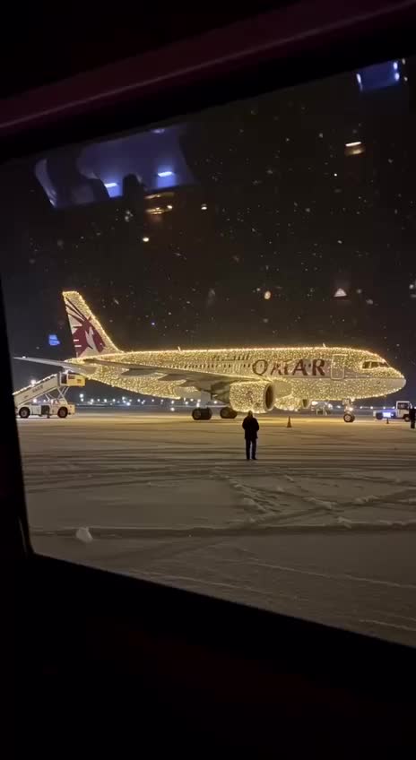 Qatar Airways запускает виральное CGI-видео с новогодним самолетом, собравшим 40 млн просмотров