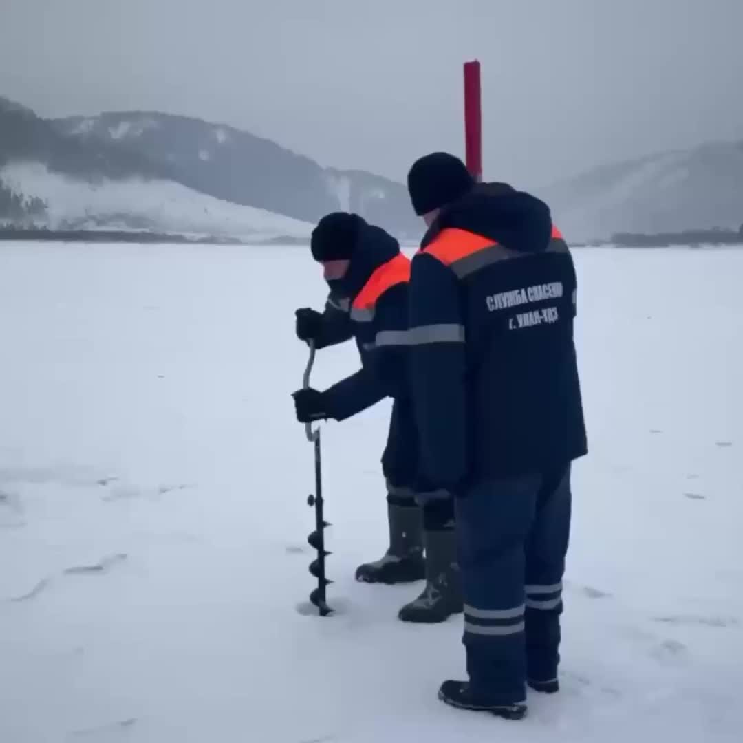 Открытие ледовой переправы в микрорайоне Мостовой улучшает транспортное сообщение