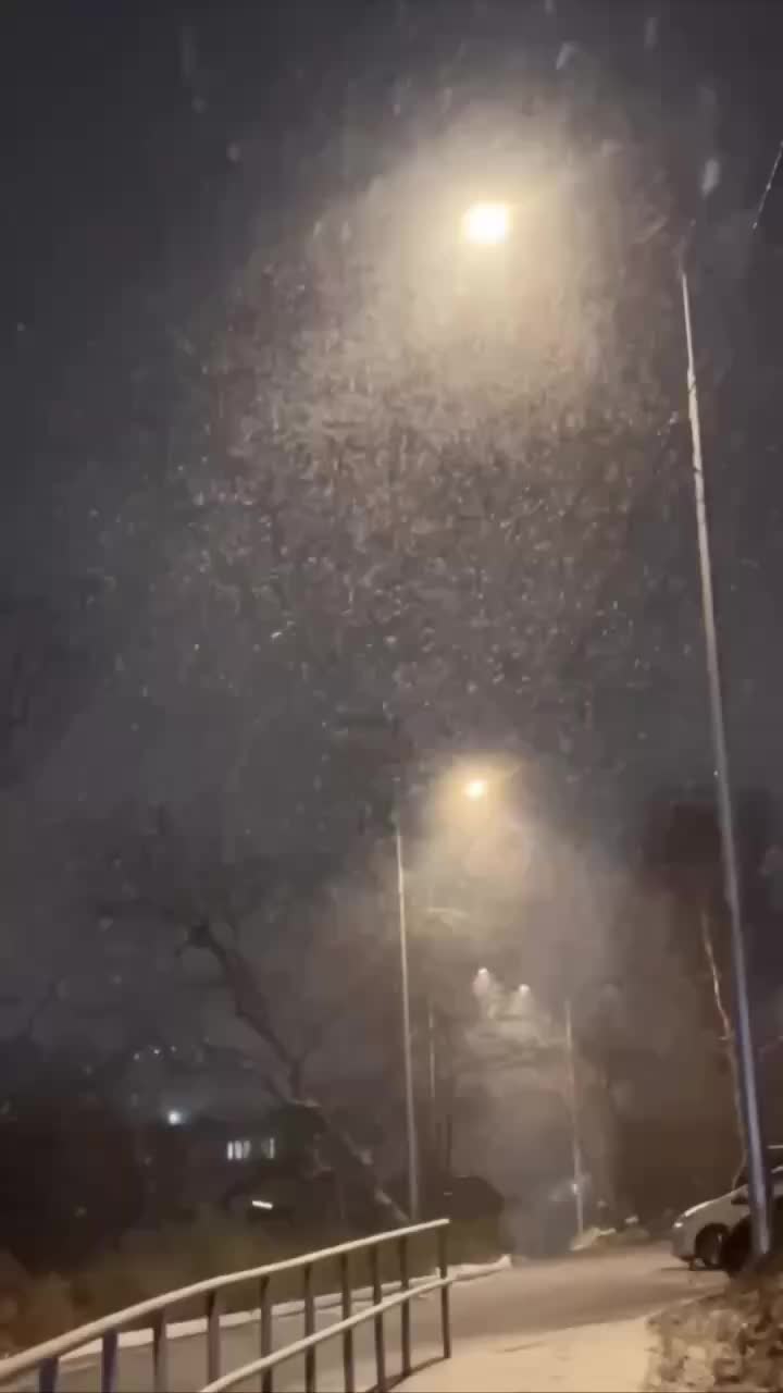 Снегопад и гололед ожидаются во Владивостоке сегодня вечером