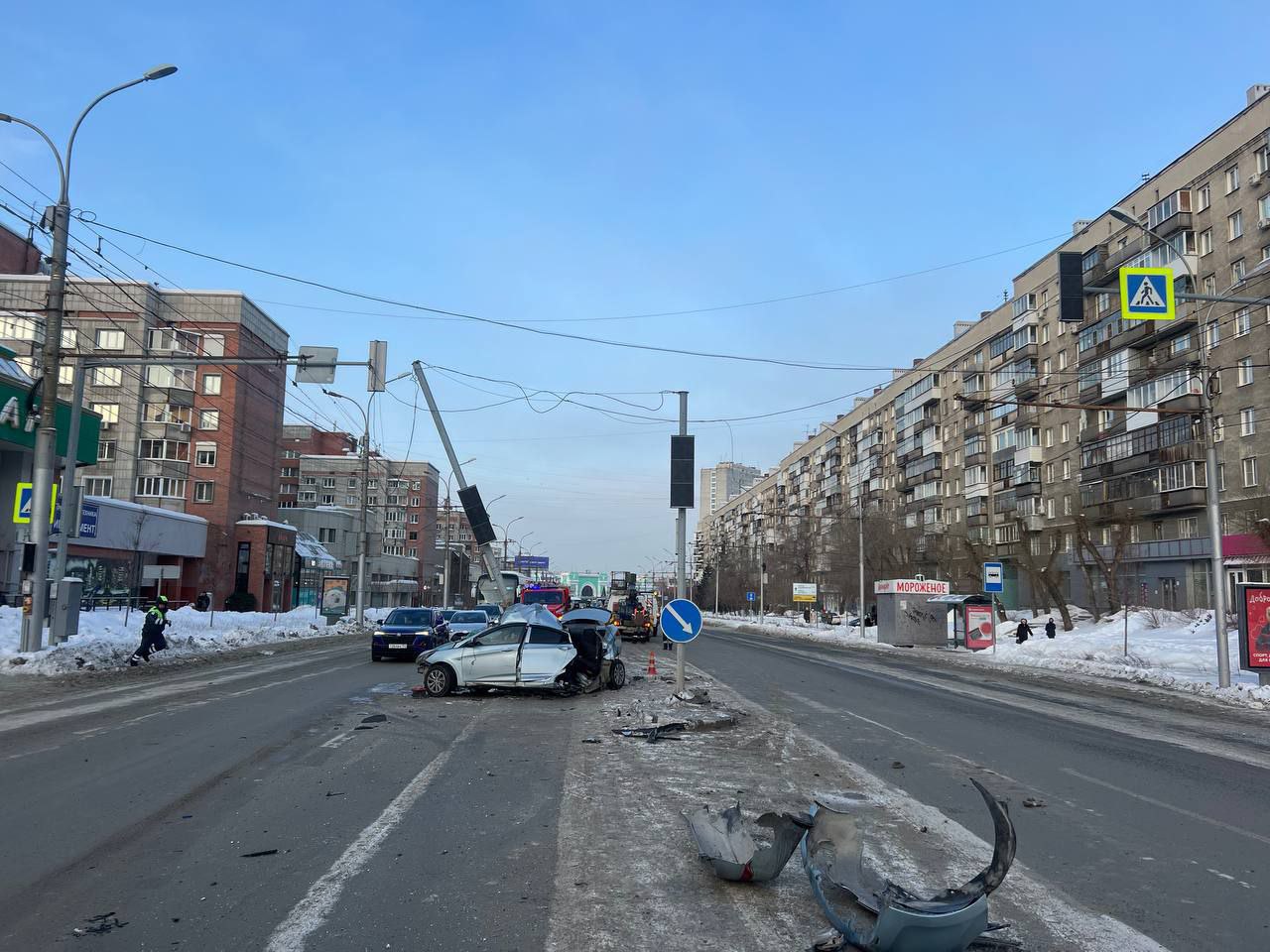 В ДТП на Вокзальной магистрали в Новосибирске пострадал водитель Машина как ранее мы сообщали влетела в стойку светофора Водитель 1977 года рождения доставлен в лечебное учреждение сообщили в ГАИ Фото ГАИ Подписаться Прислать новость Помочь бустами