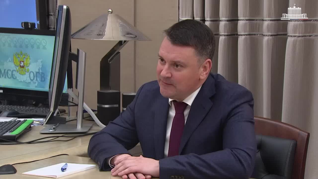 Мишустин и Чирков обсудили меры поддержки граждан и цифровизацию услуг Социального фонда