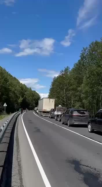 Восстановлено движение на федеральной трассе в Слюдянском районе после ДТП с фурой
