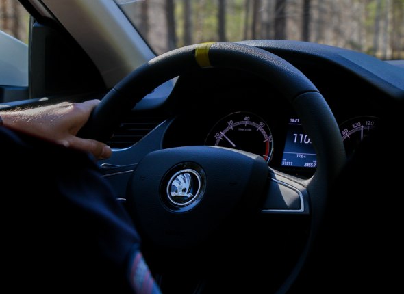 В России поднялись цены на обучение в автошколах Средняя цена обучения достигла 44 тысяч рублей Читать подробнее на сайте
