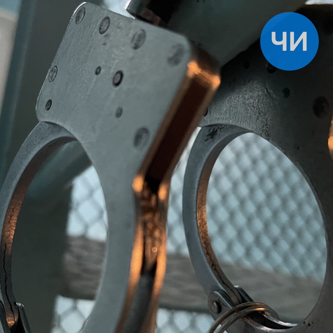 Полиция Челнов задержала треш стримеров В Набережных Челнах сегодня задержали двух подростков которые попали на провокационное видео снятое на площади Азатлык chelny news1