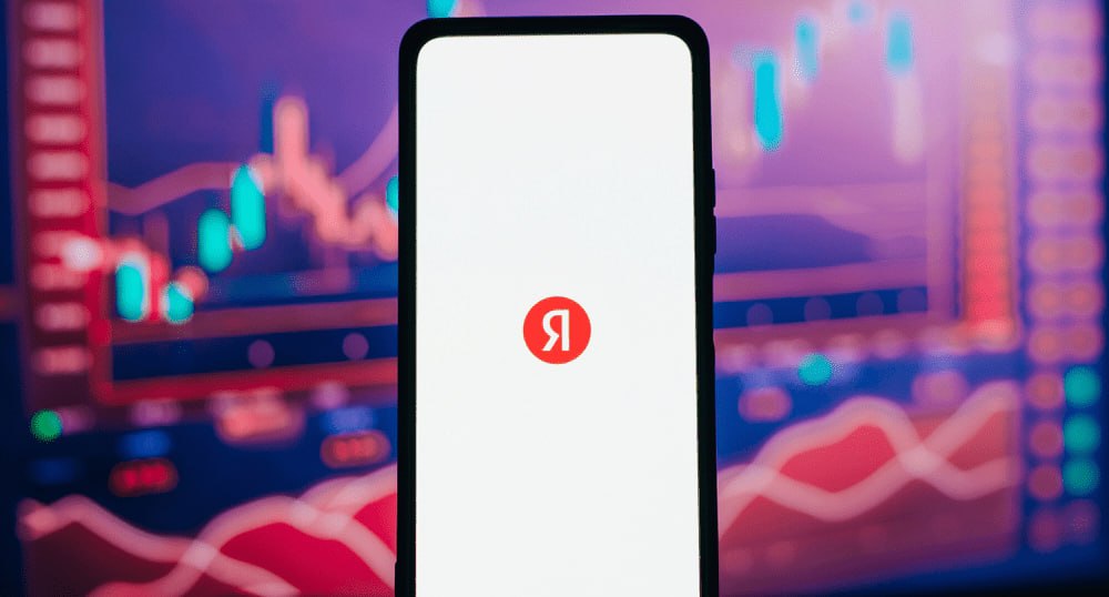 Найдётся не всё к приостановке сотрудничества с Яндекс Путешествия присоединяются новые гостиничные бренды Рынок продолжает реагировать на ситуацию вокруг сервиса Яндекс Путешествия К числу гостиничных операторов ранее объявивших о приостановке работы с платформой присоединились новые участники За последние полторы недели сотрудничество с агрегатором прекратили управляющая компания Альянс Отель Менеджмент 10 отелей и гостиничная сеть Мираклеон 6 отелей Ранее как сообщал РСТ продажи через Яндекс Путешествия остановили Azimut Hotels 70 отелей Cosmos Hotel Group 44 отеля группа Мантера 14 отелей Alean Collection 9 отелей Русские Сезоны 22 отеля Accor 20 отелей Ателика 15 отелей Кронвелл Групп 4 отеля Причиной стало повышение сервисом с 1 февраля базовой комиссии с 15 до 17 Таким образом из дистрибуции Яндекс Путешествия уже выпадает более 200 отелей  расположенных в наиболее востребованных туристических регионах страны Все подробности в материале RTN Подписывайтесь на RTN новости туризма в MAX