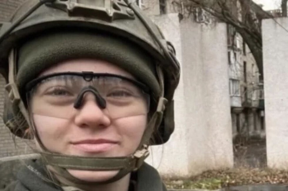В ДНР будут судить чешскую наемницу критиковавшую командование ВСУ 24 летняя Каролина Черношкова два года воевала на стороне Украины получив за это время порядка 1 7 млн рублей Наемница заявляла что украинские офицеры не контролируют ситуацию и обкрадывают подчиненных Читать полностью Подпишись на нас в MAX