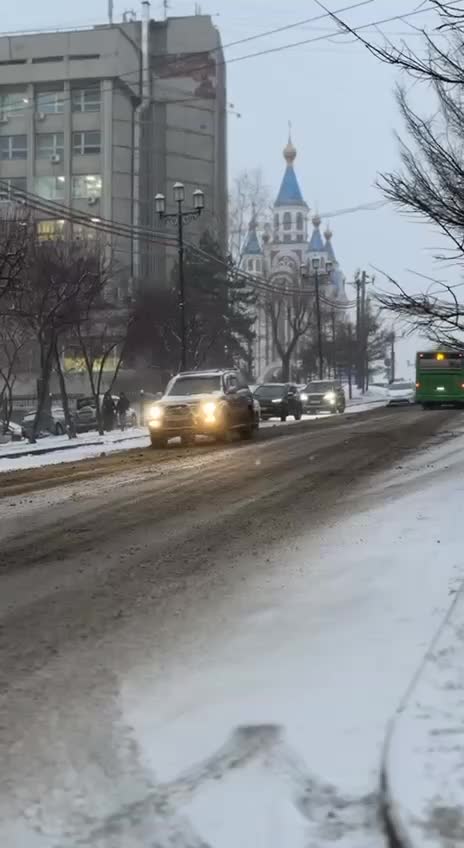 Госавтоинспекция Хабаровска просит убрать автомобили для уборки снега