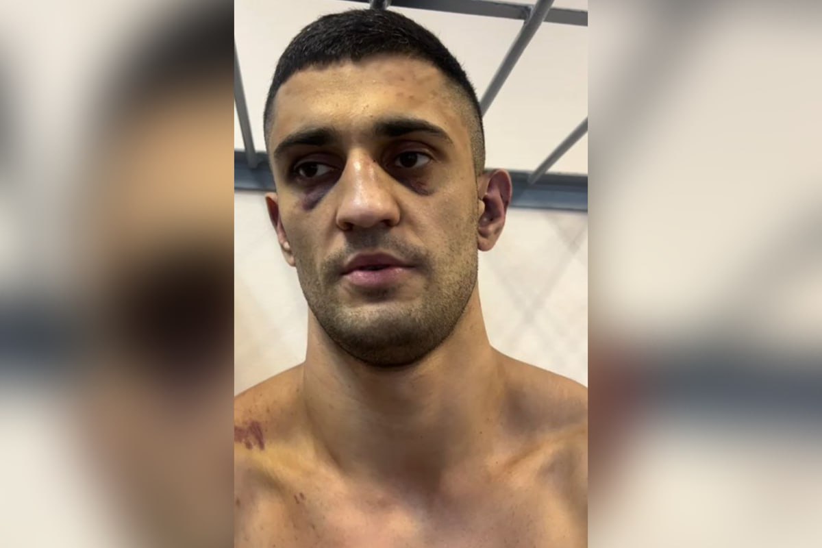 Житель Екатеринбурга Роман Штадлер стал обвиняемым в хулиганстве после появления в интернете видео с его участием у храма Большой Златоуст. На видеозаписи, обнародованной в марте 2025 года, видно, как молодой человек стреляет в воздух из пистолета. Свою версию случившегося в тот день и о жестоком задержании мужчина рассказал нашему информагентству. Это было у бара «Молодость». Бар закрылся, все посетители вышли на улицу. Подъехала машина с музыкой, и все продолжили танцевать и радоваться. Я отдыхал в клубе со знакомой. Танцуя, достал холостой пистолет и выстрелил вверх, как салют. Никакой опасности это не несло. Я об этом рассказал в полиции. Никого не хотел напугать. По его словам, узнав, что о нем пишут в соцсетях, публикуя видео происшествия, Роман решил сам пойти в полицию, чтобы все объяснить. Пришел домой, а уже через 40 минут к нему приехали правоохранители. Полное интервью с Романом читайте на нашем сайте Фото: Роман Штадлер «Уральский меридиан»