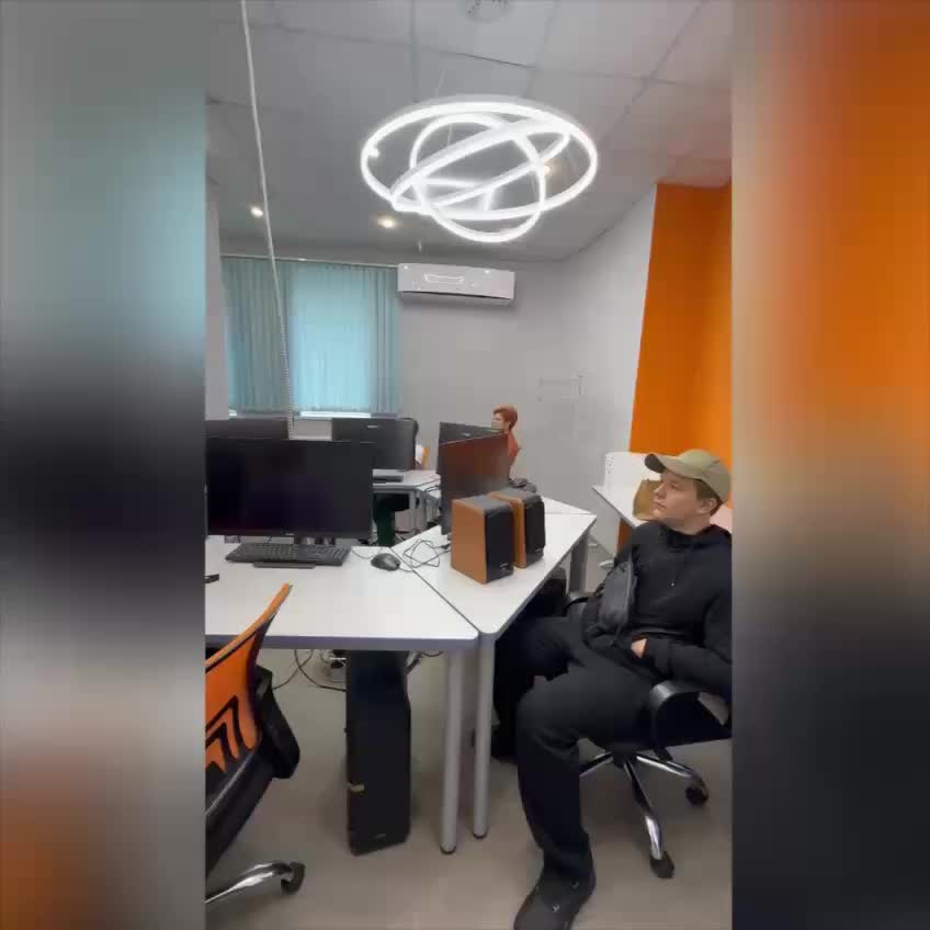 Дни открытых дверей в Химическом институте и Высшей школе бизнеса: возможности для школьников и профессионалов