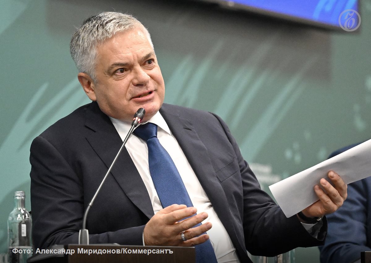 Основатель логистического холдинга ГК Дело и экс депутат Госдумы Сергей Шишкарев оказался фигурантом расследования в ОАЭ пишет РБК со ссылкой на источники Правоохранительные органы страны опросили российского бизнесмена он находится в Дубае под подпиской о невыезде По информации издания в ОАЭ расследуется заявление о возможных угрозах со стороны Сергея Шишкарева в адрес бывшего топ менеджера аффилированной с ним компании Вечером 11 января Сергей Шишкарев опубликовал в Telegram канале пост с цитатой из телесериала Бандитский Петербург Не столь важно как тебя ударили Гораздо важнее как ты встал и чем ответил   Подписывайтесь на Ъ Оставляйте бусты